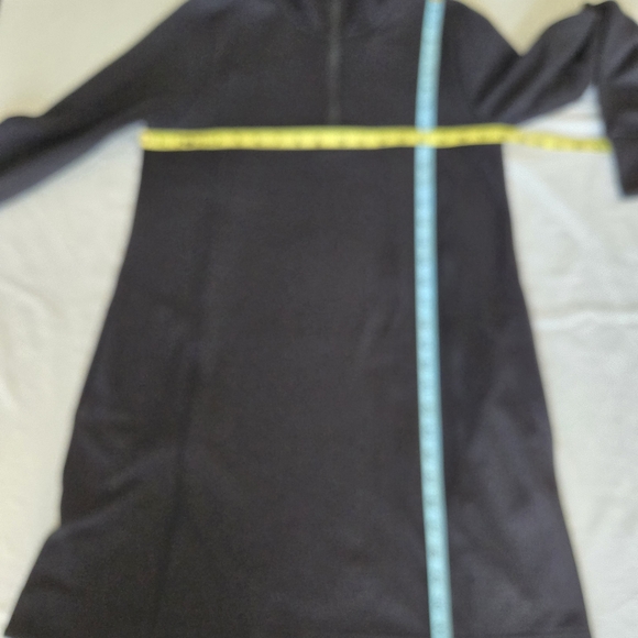 Athleta Black Textured Garment - Picture 6 of 13